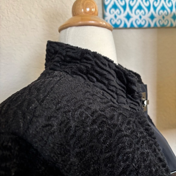 Carole Anderson by Invitation | CABI  black cozy statement coat jacket Large EUC - Picture 8 of 15